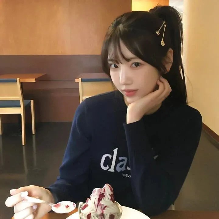 黄大妮